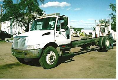 International 4300 Headlight Assembly