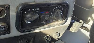 Western Star 4900SA Heater / AC Temp Control for a 2012 Western Star 4900 SA