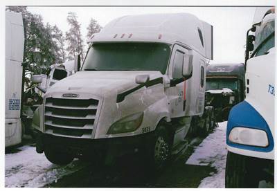 Freightliner Cascadia Hood
