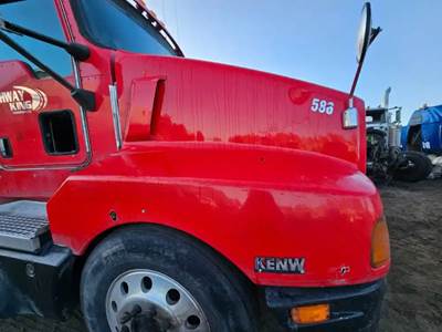 Kenworth T600 Hood