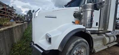 Used 2012 Kenworth T800 Hood