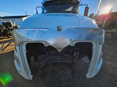 Mack Pinnacle CXU613 Hood for a 2015 Mack CXU613