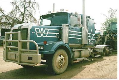 Western Star 4964SX Hood