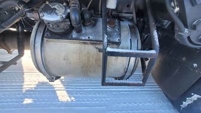 Mack MRU613 Hydraulic Tank