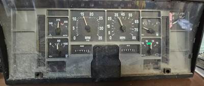 International 4700 Instrument Panel Cluster