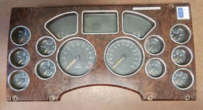 Mack Pinnacle CXU613 Instrument Panel Cluster for a 2013 Mack CXU613