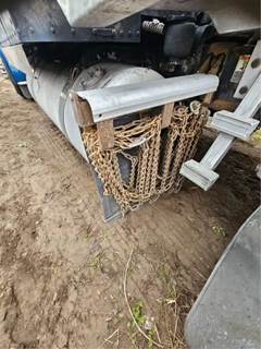 2011 Pete 24.5 Chains And Hangers