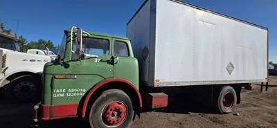 Ford C700 Salvage Truck