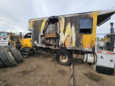 Ford F-750 Salvage Truck