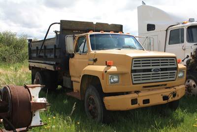 Ford F-800 Salvage Truck