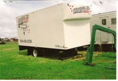 Ford F-800 Salvage Truck