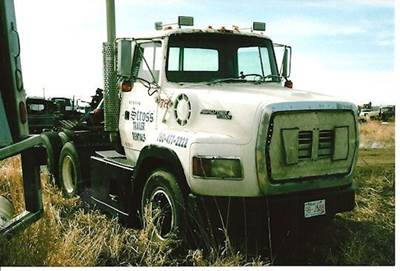 Ford L9000 Salvage Truck