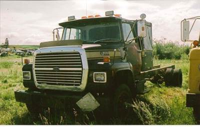 Ford LN8000 Salvage Truck