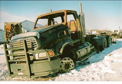 Ford LT9513 Salvage Truck