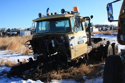 Ford LTL9000 Salvage Truck