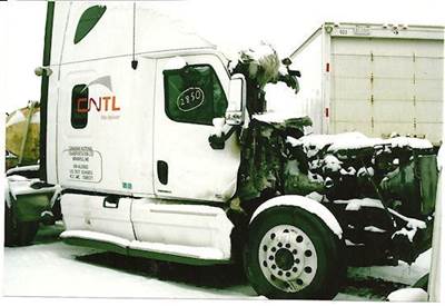 Freightliner Cascadia 125 Salvage Truck