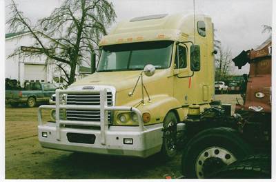 Freightliner Century Class Salvage Truck