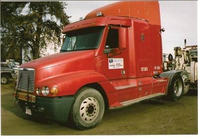 Freightliner Century Class Salvage Truck