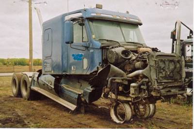 Freightliner Century Class Salvage Truck