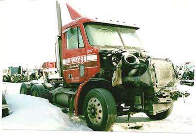 Freightliner Columbia 112 Salvage Truck