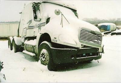 Freightliner Columbia 120 Salvage Truck