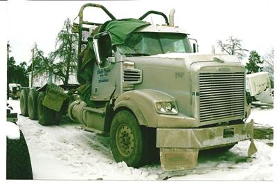 Freightliner Coronado Salvage Truck