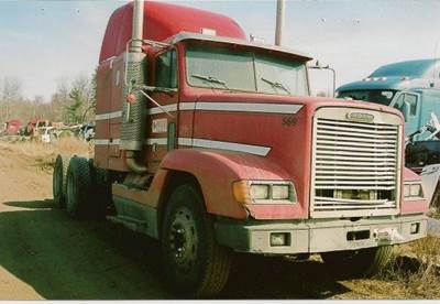 Freightliner FL120 Salvage Truck