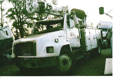Freightliner FL70 Salvage Truck