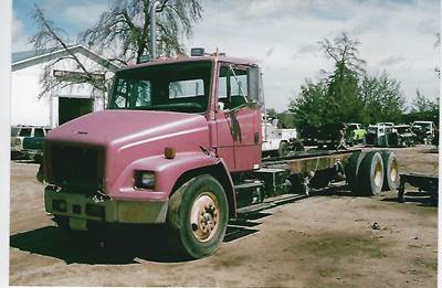 Freightliner FL80 Salvage Truck