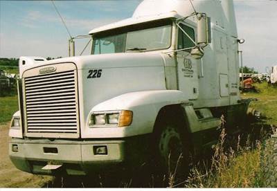 Freightliner FLD120 Salvage Truck
