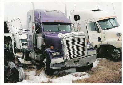Freightliner FLD120 Salvage Truck