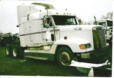 Freightliner FLD120 Salvage Truck