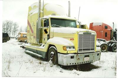 Freightliner FLD120 Salvage Truck