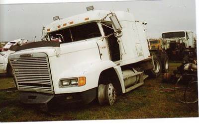 Freightliner FLD120 Salvage Truck