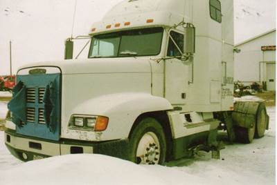 Freightliner FLD120 Salvage Truck