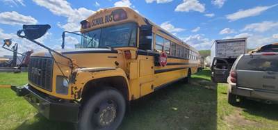 GMC B7000 Salvage Truck