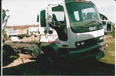 GMC T6500 Salvage Truck