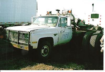 GM/Chev (HD) 3500 Salvage Truck