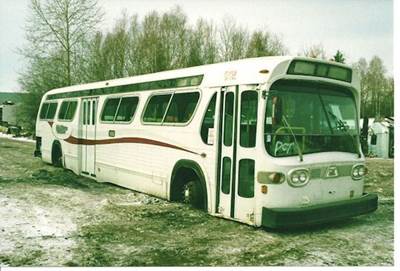 GM/Chev (HD) BUS Salvage Truck