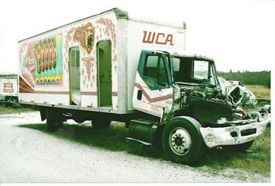 International 4300 Salvage Truck