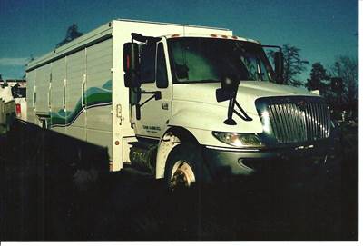 International 4400 Salvage Truck