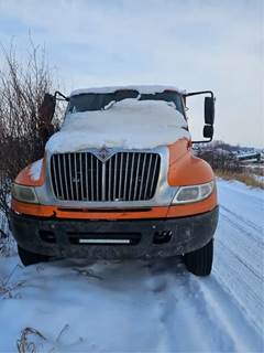 International 4400 Salvage Truck