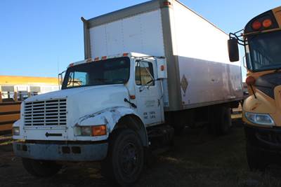 International 4900 Salvage Truck