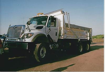 International 7000 Salvage Truck