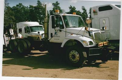 International 7500 Salvage Truck