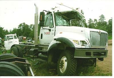 International 7500 Salvage Truck