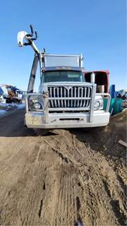 International 7500 Salvage Truck