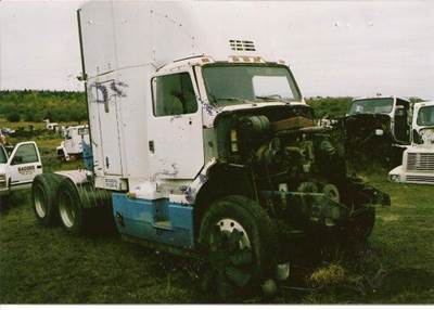 International 8300 Salvage Truck