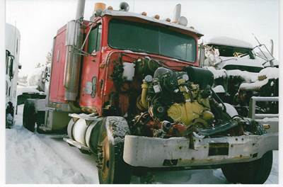 International 9300 Salvage Truck