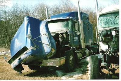 International 9400i Salvage Truck